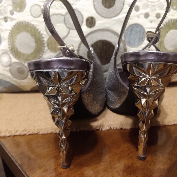 N by Nicole Miller heels - Picture 4 of 4